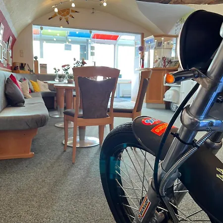 Erlys Cityhotel Affittacamere 3*